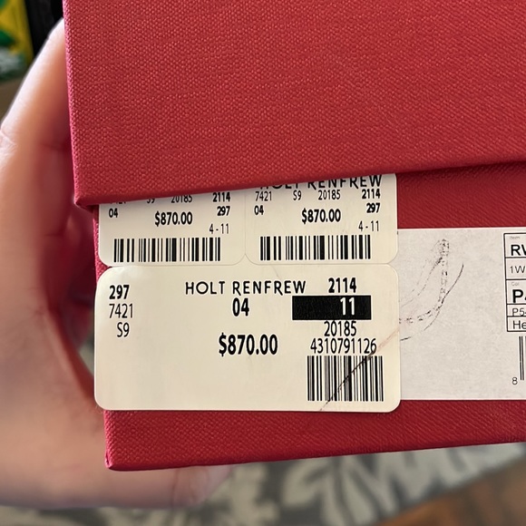 (SOLD) Valentino Flats size 11 - Picture 7 of 7